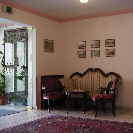 Pension Weber Vienna Exterior photo