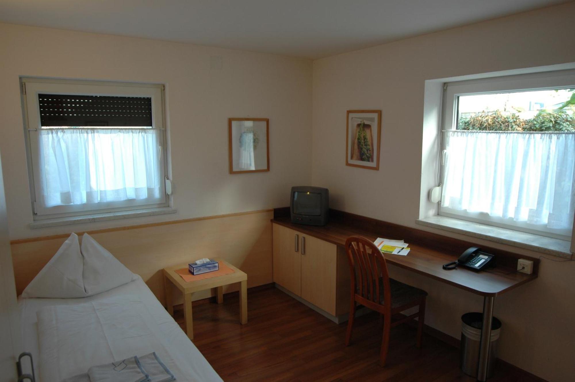 Pension Weber Vienna Exterior photo