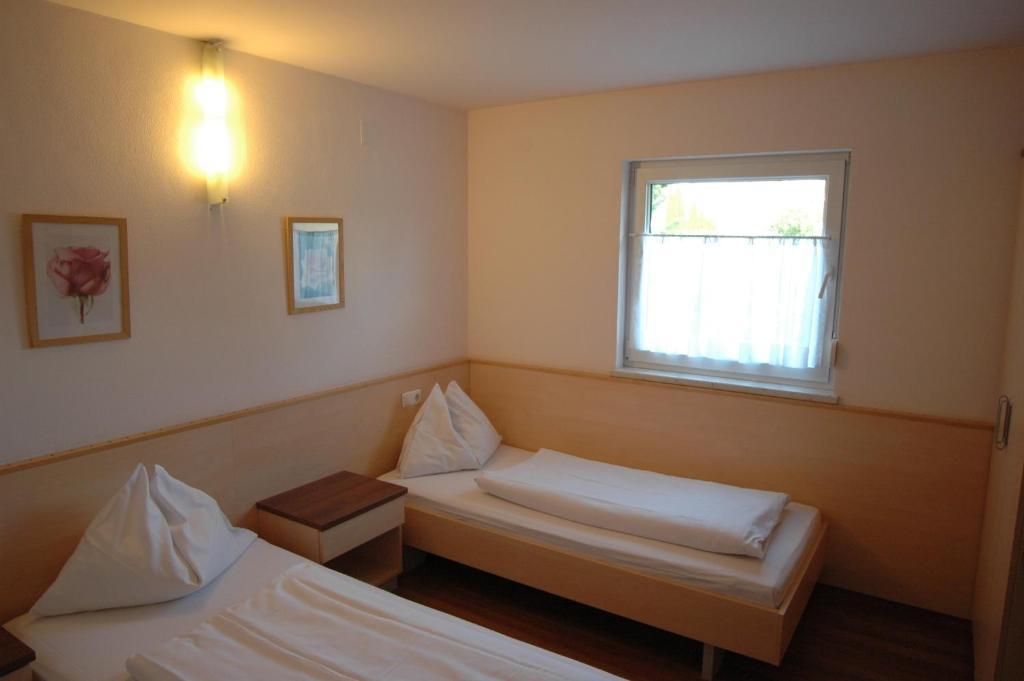 Pension Weber Vienna Room photo