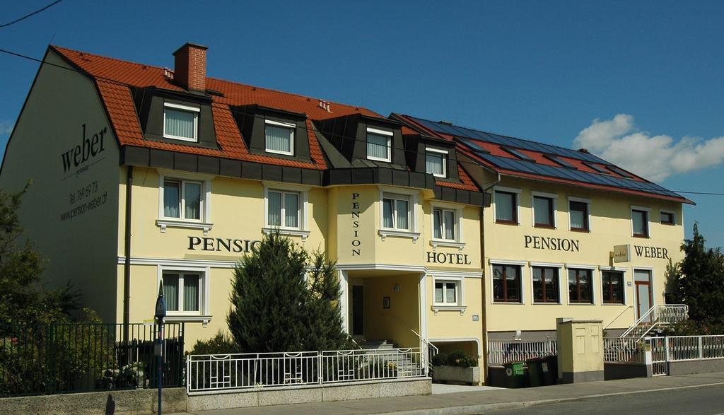 Pension Weber Vienna Exterior photo